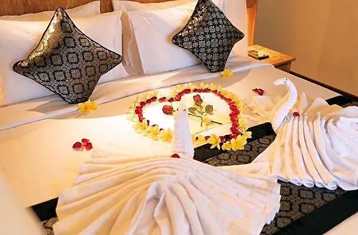 By Prasi Hotel 3*